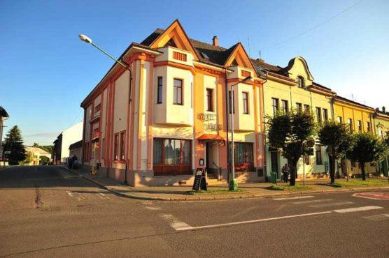 Hotel Krajka**** Vamberk Eksteriør billede